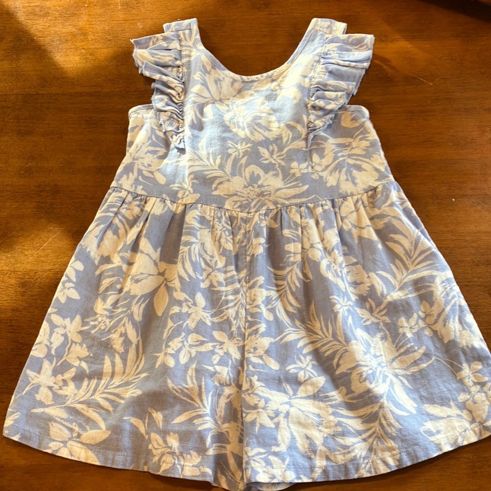 Girl’s Norstrom’s one piece shorts romper